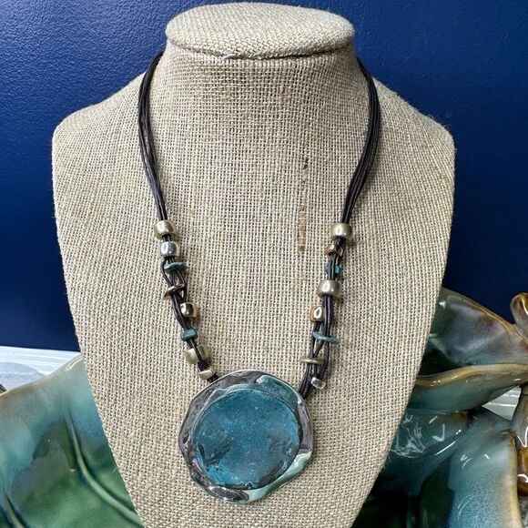 Robert Lee Morris Soho Tri-Tone Black Leather Sculptural Pendant Necklace - Picture 1 of 8